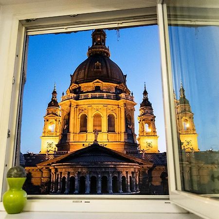 Helena Apartment With View On St. Stephan'S Basilica Budapeste Exterior foto
