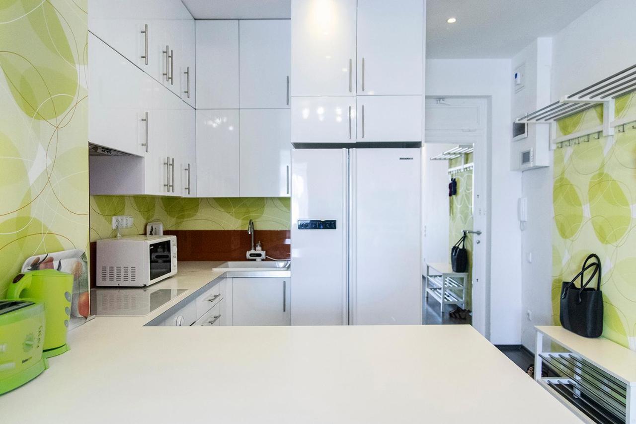 Helena Apartment With View On St. Stephan'S Basilica Budapeste Exterior foto