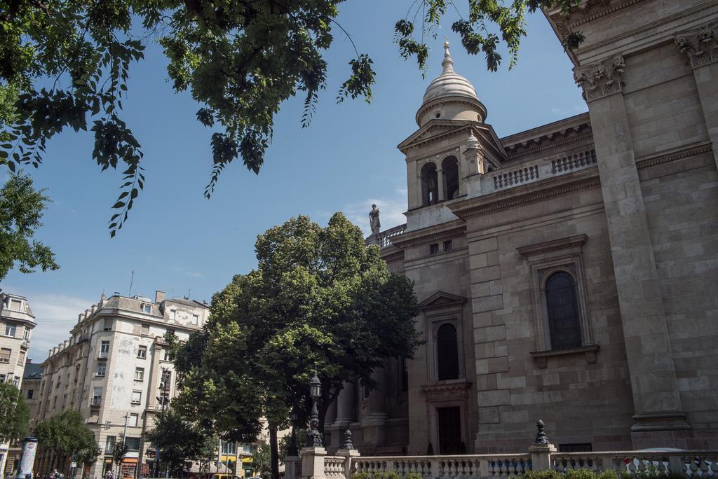 Helena Apartment With View On St. Stephan'S Basilica Budapeste Exterior foto