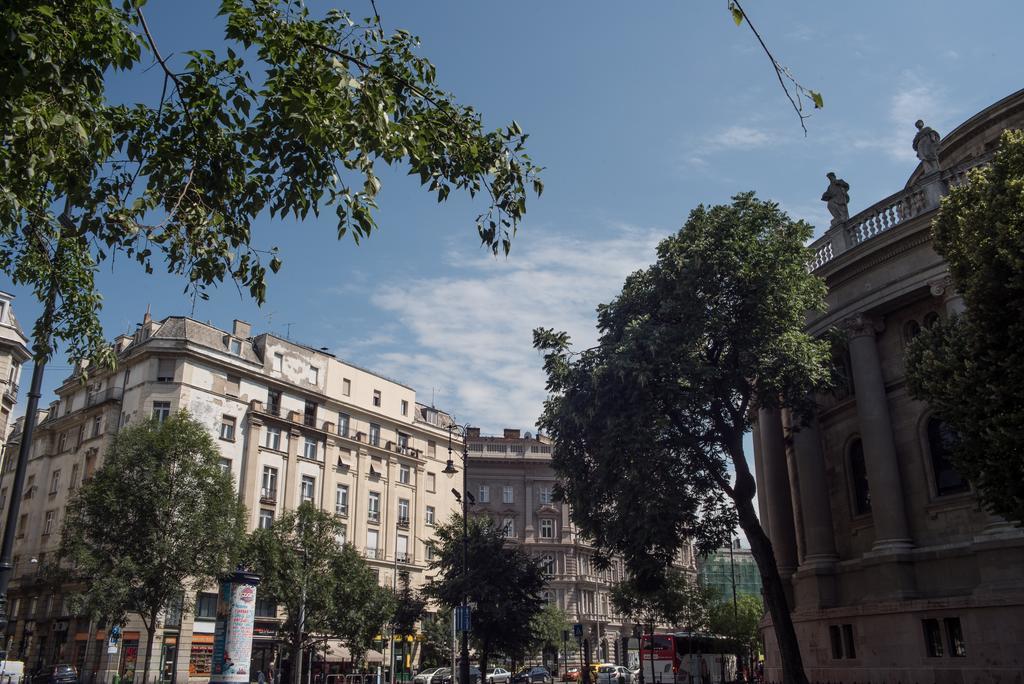 Helena Apartment With View On St. Stephan'S Basilica Budapeste Exterior foto